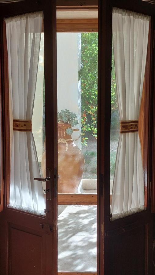 Jonia Appartamento Vacanze Vicino Al Mare Con Giardino 풀사노 외부 사진